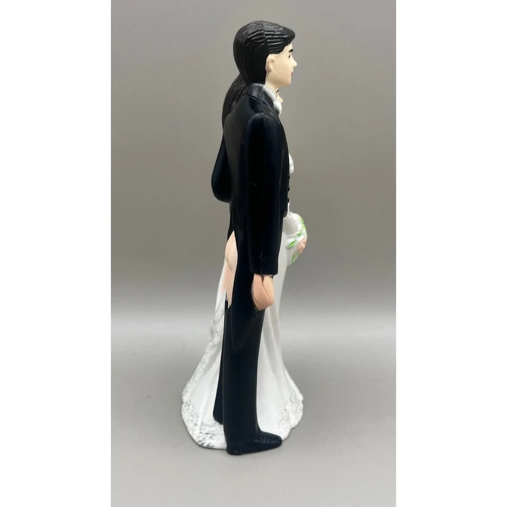 Funny Mooning Wedding Cake Topper Bride Groom Gag Cutouts Quirky Unique 4.5